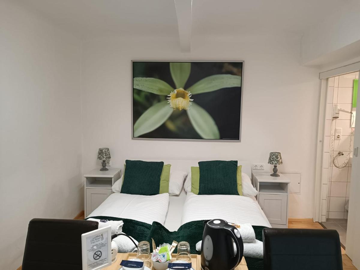 Cityhotel Junger Fuchs Salzburg Zewnętrze zdjęcie